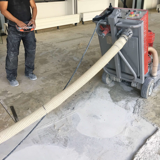 Beton schuren lijmresten verwijderen