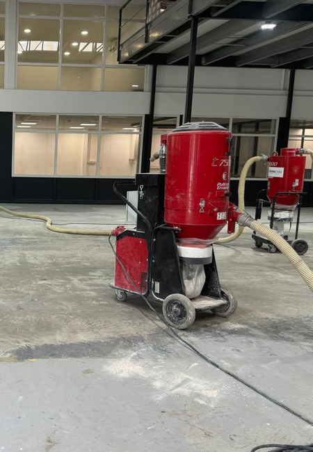 Bedrijfshallen en werkplaatsen schuren