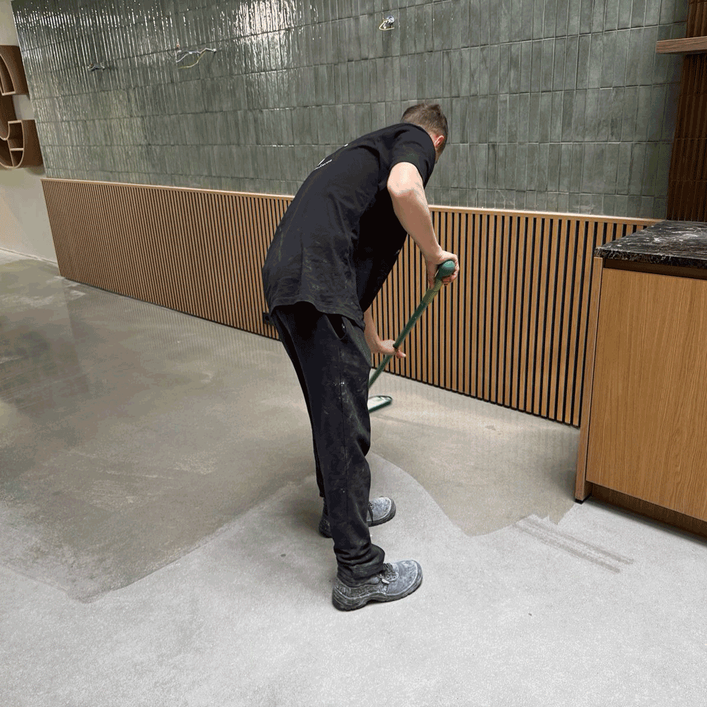 Betonvloer beschermen - Beton diensten