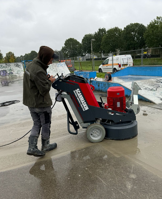 Beton oppervlakte schuren - buiten en binnen