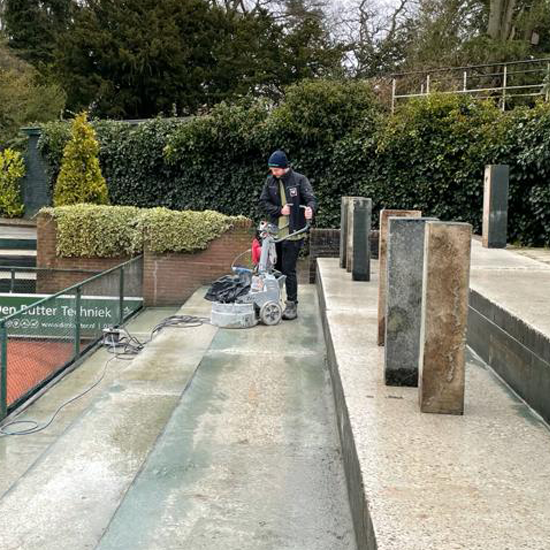 Betonschuren.nl projecten- Schuren tribunes tennisbaan