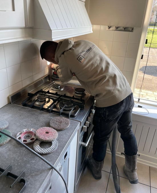 Betonschuren.nl -Specialisten in beton bewerking en afwerking