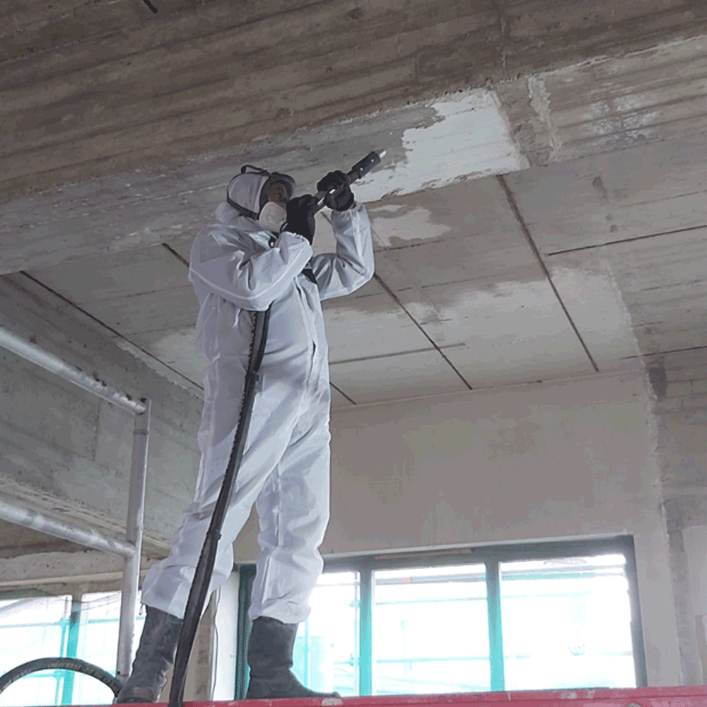 Betonnen plafonds schuren en stralen - Betonnen ondergronden