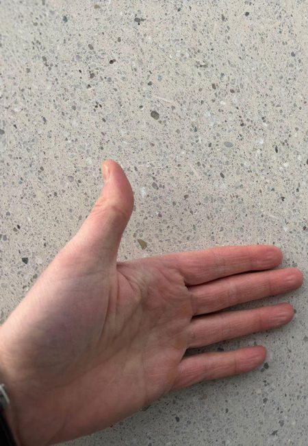Gepolijst prefab beton met zichtbare granulaten